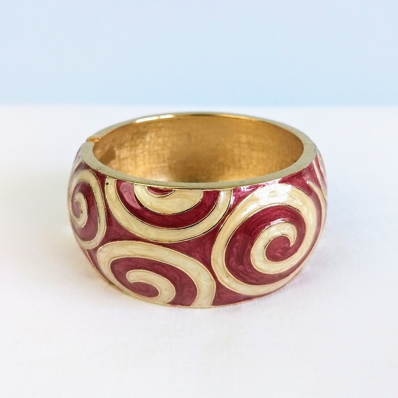 Pink & Cream Swirl Bangle Bracelet - Picture 2 of 4